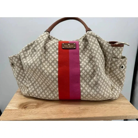KATE SPADE Beige Classic Stevie Bag Tote Purse - Diaper Baby Shoulder Bag - Picture 1 of 16